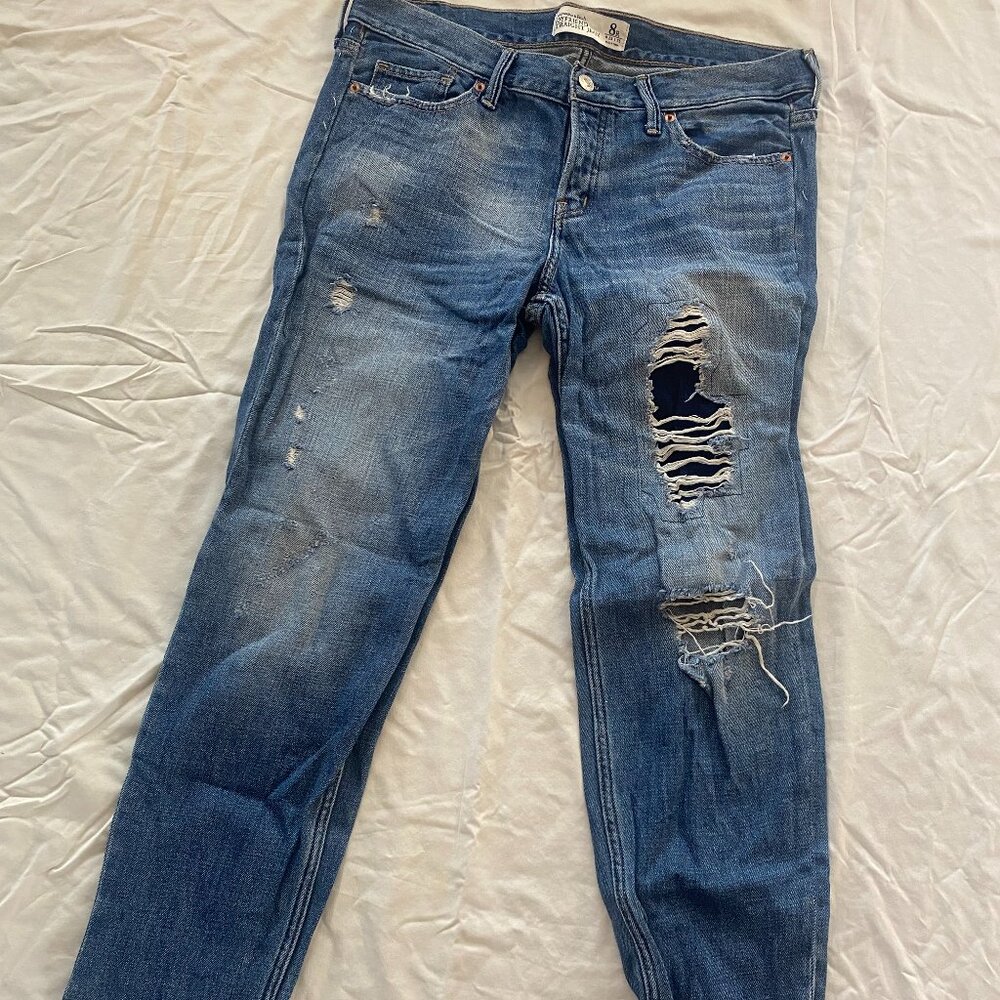 Abercrombie & Finch Boyfriend Straight Jean